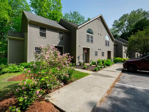 7 Village Falls Way, Merrimack, NH 03054