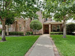2608 Park Run Dr, Arlington, TX 76016