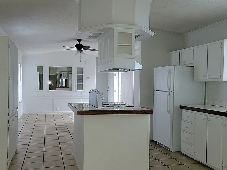 596 Trollingwood Hawfields Rd — Photo 9