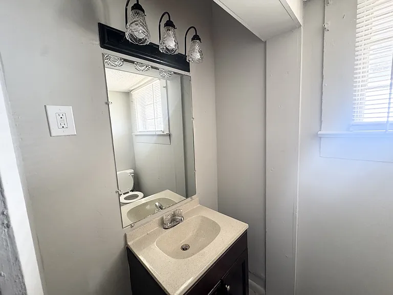 569 Colquitt St — Photo 10