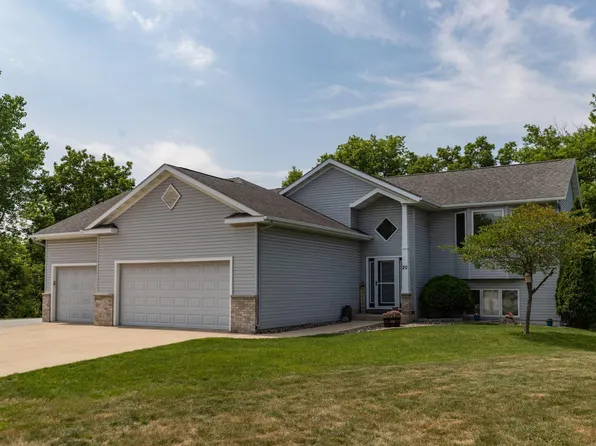20 Rollins Dr, Elgin, MN 55932