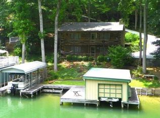 157 Blarney Rd, Lake Lure, NC 28746