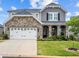 383 Pewter Cir, Simpsonville, SC 29680
