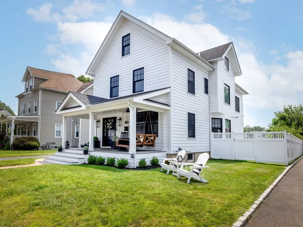 13 Myrtle Street, Norwalk, CT 06855