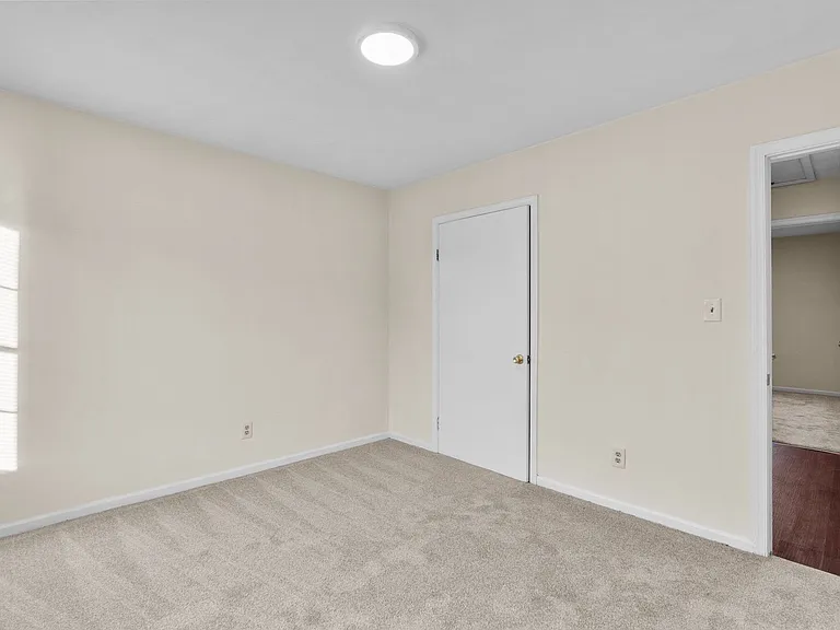 1110 Chapel St — Photo 12