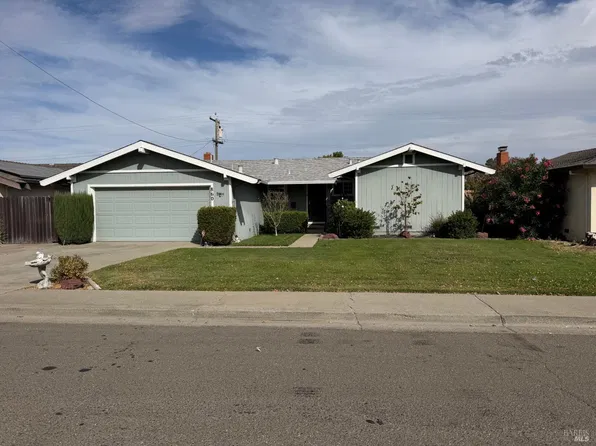 860 Rolling Green Drive, Rio Vista, CA 94571