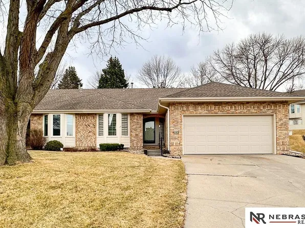 13253 Lake St, Omaha, NE 68164