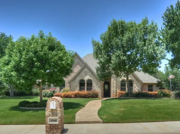 3940 Stoneshire Ct, Fort Worth, TX 76179