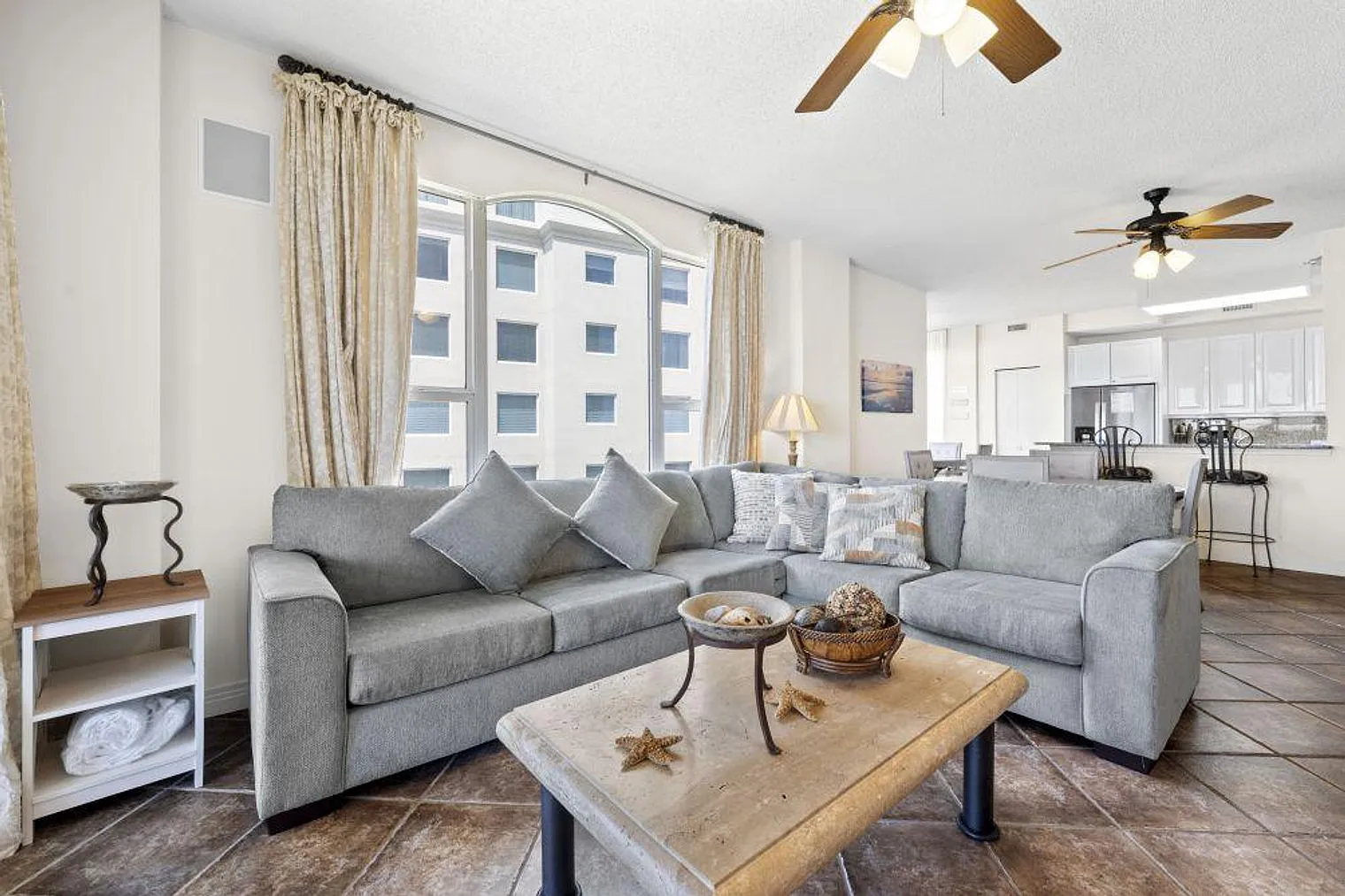 3 bed, 3.0 bath, 1743 sqft, $6,750 — Photo 1