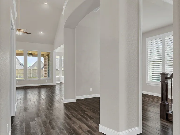 2905 Vaquero Ln — Photo 4