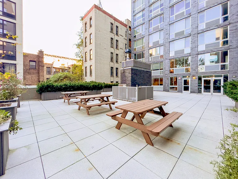 310 E 2nd St #11D — Photo 20