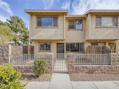 2228 Silver Pine Dr, Las Vegas, NV, 89108