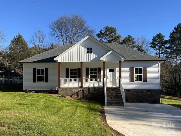 101 Andrew St, Kannapolis, NC 28081