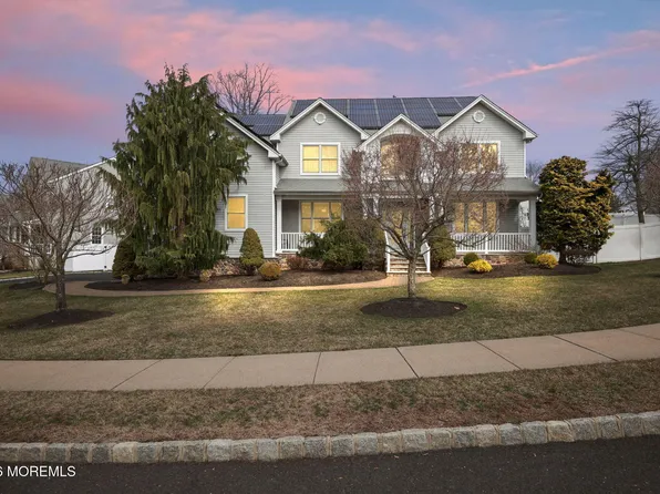 28 Gibson Drive, Hazlet, NJ 07730