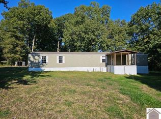 64 George Thomas Rd, Kuttawa, KY 42055