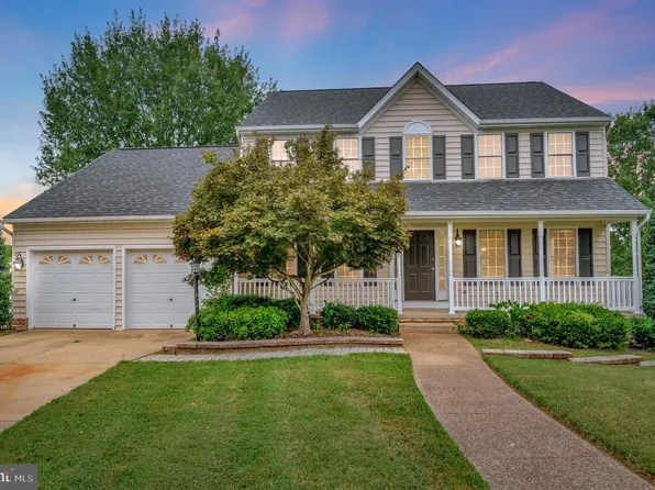 12 Stratford Hall Ct, Fredericksburg, VA 22406