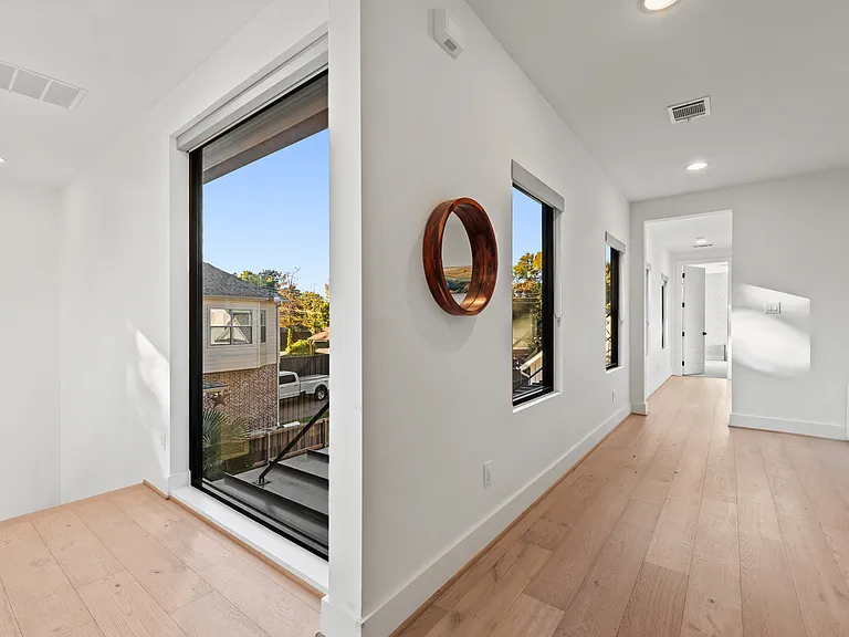 6109 Morningside Ave — Photo 53