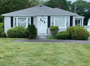 822 N Eastern Ave, Fall River, MA 02720