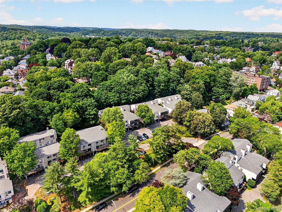 1st image of 23 Hillside Terrace #D