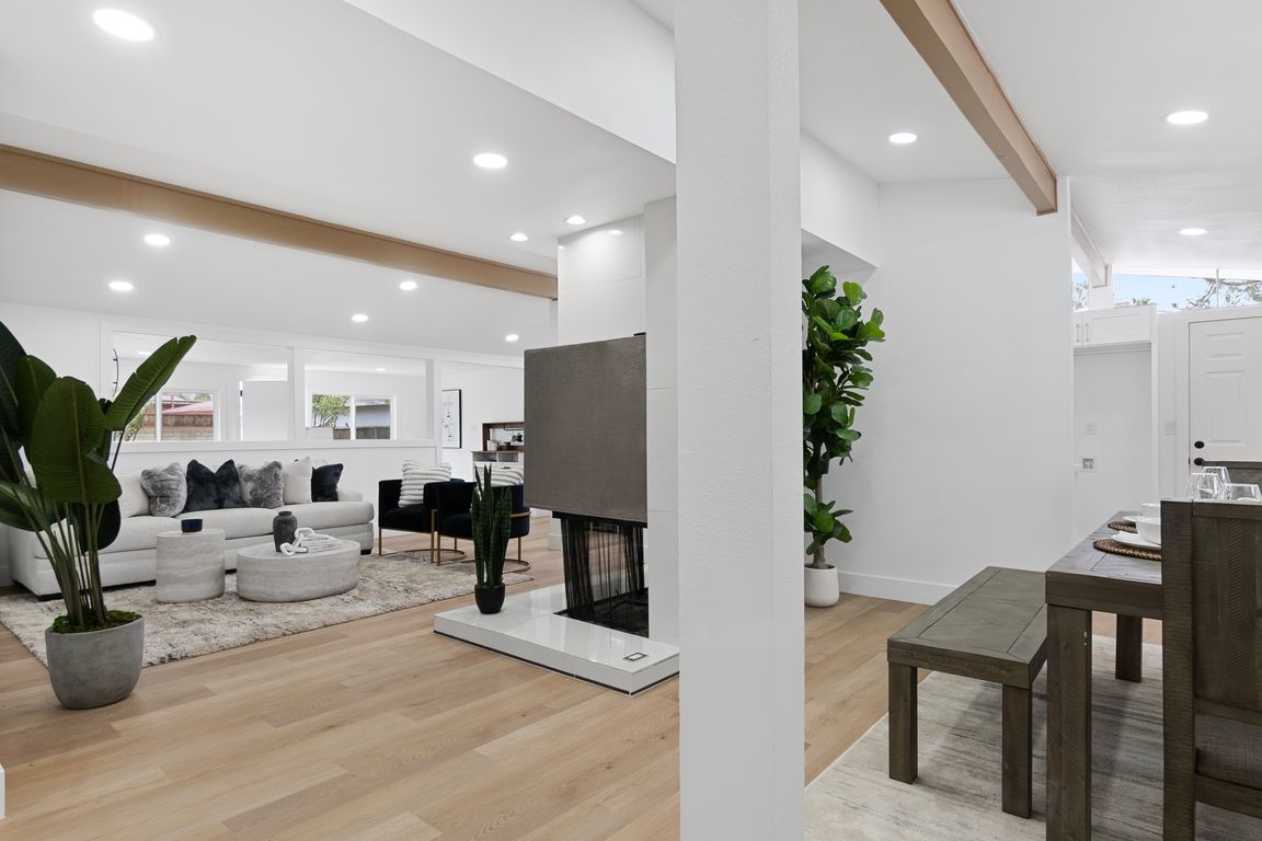 8815 Quakertown Ave, Northridge, CA 91324 | MLS #OC25060563