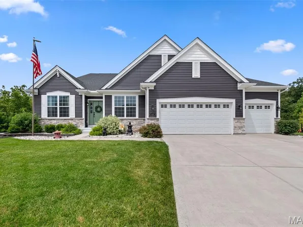 419 Burnley Dr, O'Fallon, MO 63368