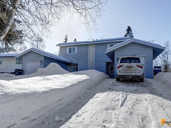 2nd image of 1548 Cara Loop #5B