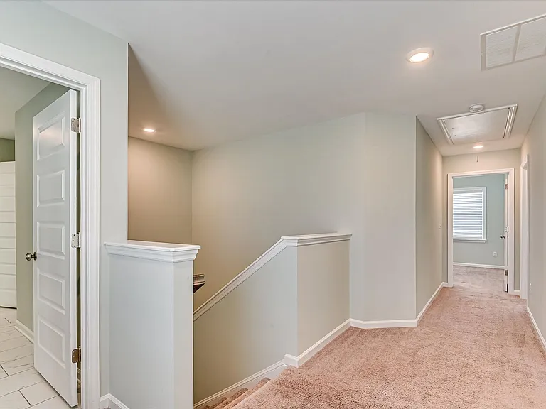 705 Navan Ln — Photo 30