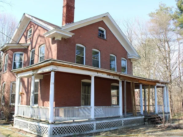 514 Turners Falls Rd, Montague, MA 01351