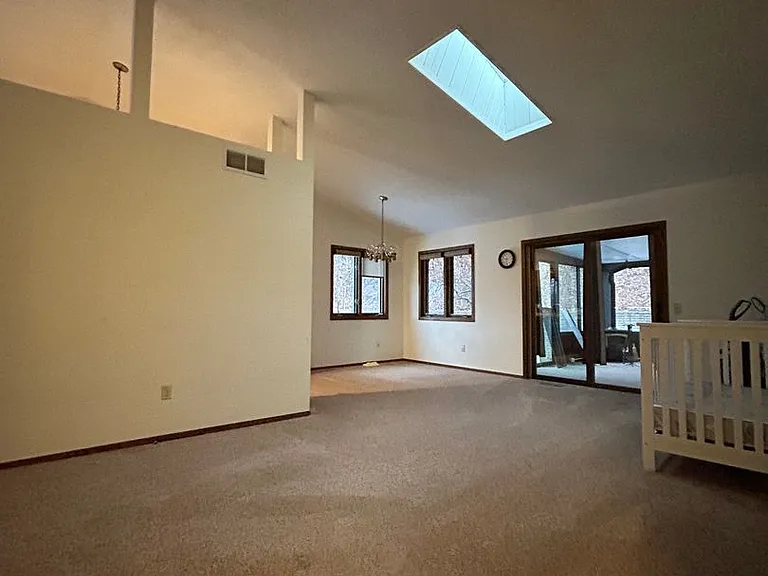3617 Parkwood Pl — Photo 6
