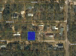 10 Mixon Rd, Saint Helena Island, SC 29920