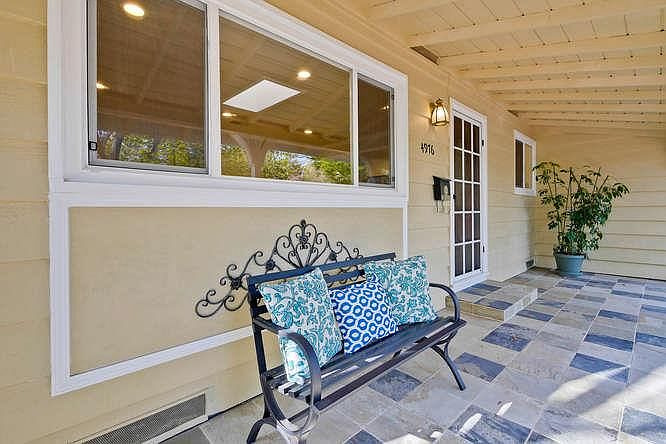 1st image of 4976 Country Ln