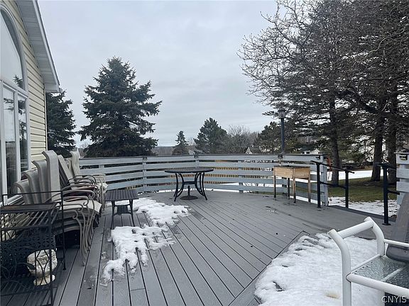 4th image of 430 Betsinger Rd