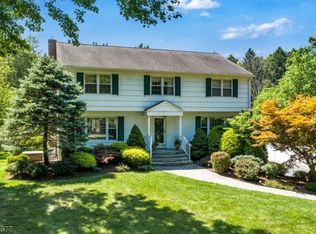 123 Penwood Rd, Basking Ridge, NJ 07920