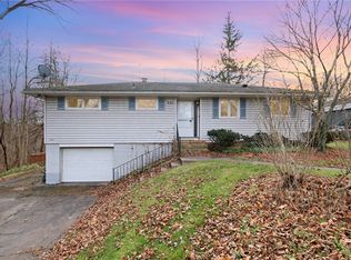 531 Macedon Center Rd, Fairport, NY 14450