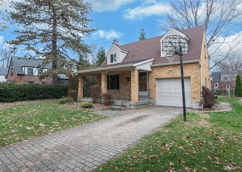 1st image of 321 Wisteria Dr