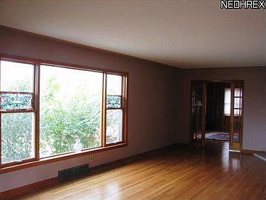 4th image of 2625 Skyline Dr