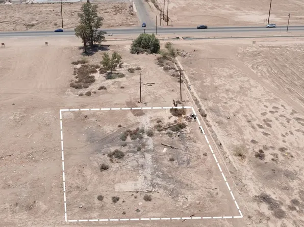1817 S Dogwood Rd, El Centro, CA 92243