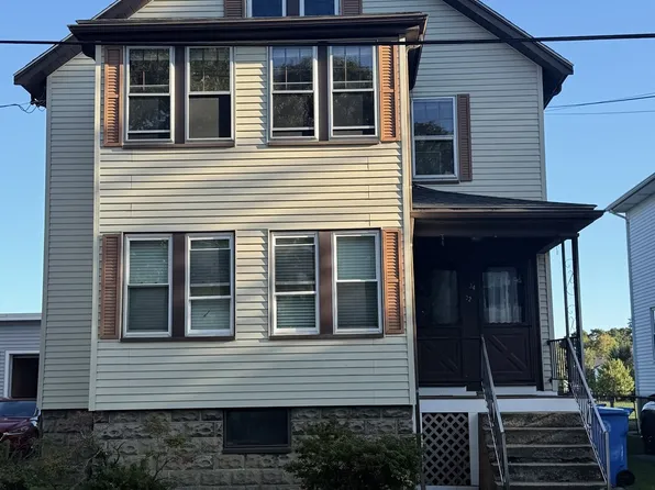 32-34 Walnut St, Belmont, MA 02478