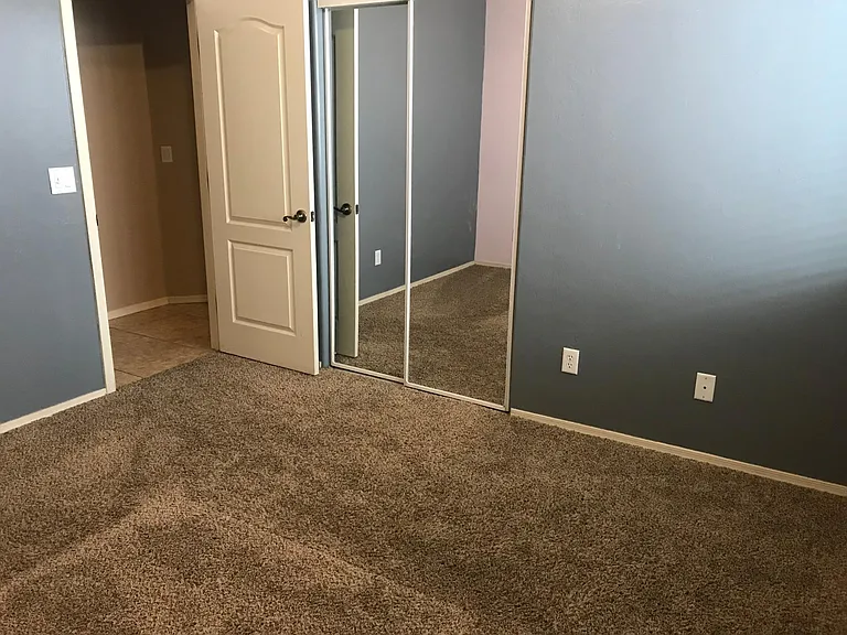 1247 W Lyle Ln — Photo 12