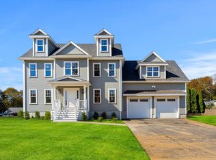 123 Livingstone Ave, Beverly, MA 01915