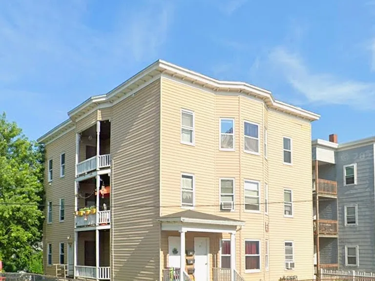 174 Beech St #1 — Photo 35