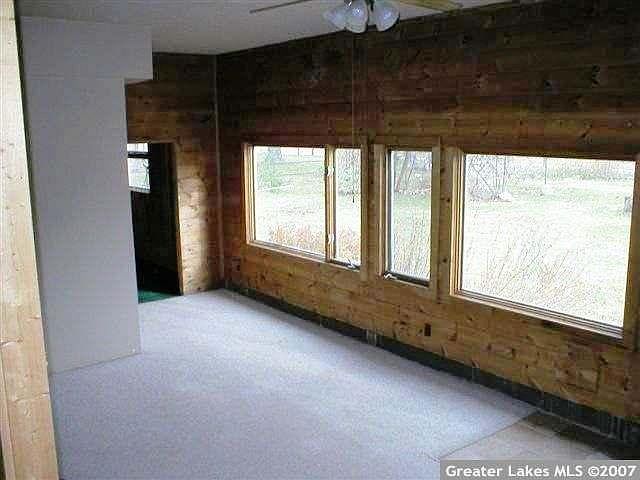 2nd image of 39964 White Pine