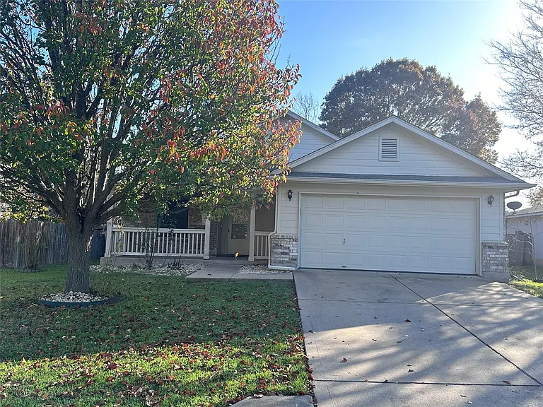 605 Blair Ave — Photo 1