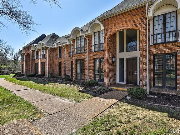 2nd image of 922 Claytonbrook Dr APT 1