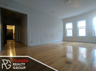 2000 W Foster Ave #20102A, Chicago, IL 60625
