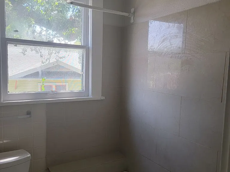 894 13th Ave S — Photo 19