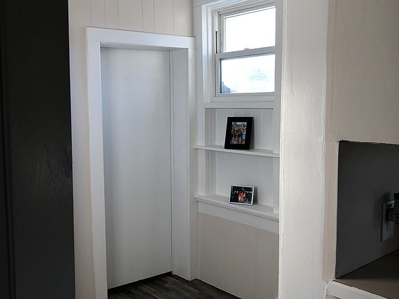 2nd image of 212 S Cottage St