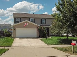 809 Phlox Dr, Savoy, IL 61874