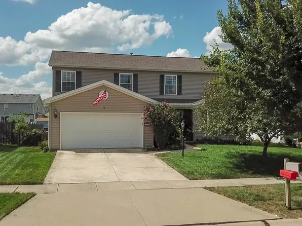 809 Phlox Dr, Savoy, IL 61874