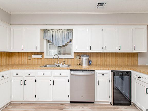 5th image of 784 Lefort Bypass Rd